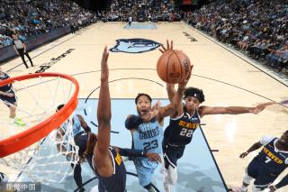 使申花具备 使申花具备